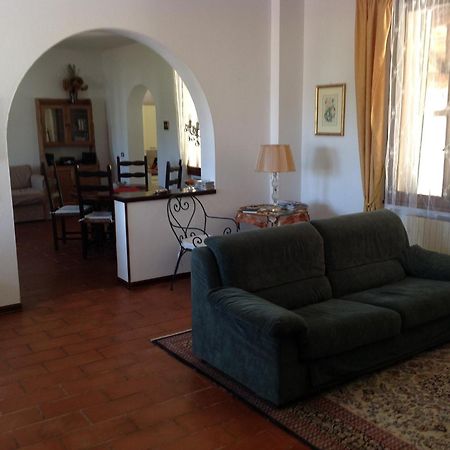 Domus Rosarum Arqua Petrarca Bilik gambar